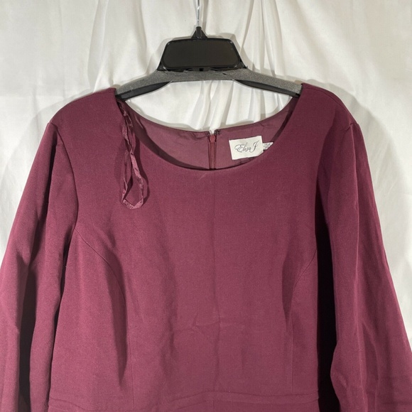NWT Eliza J [ PLUS‎ SZ 20W ] Pleat Front Fit & Flare Dress in Oxblood Red - Picture 4 of 12